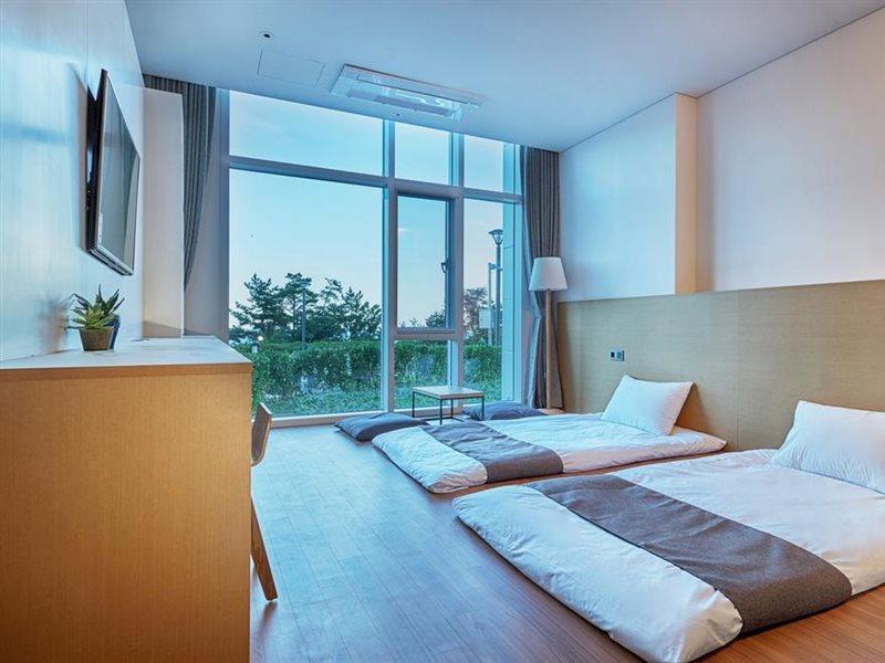 Naksan Beach Hotel Yangyang Bagian luar foto