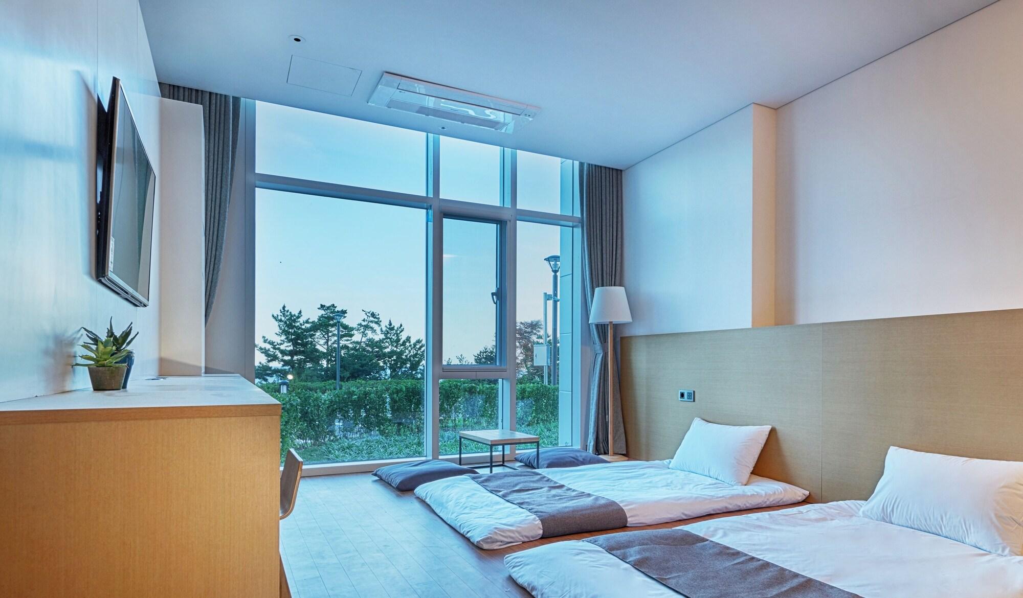 Naksan Beach Hotel Yangyang Bagian luar foto